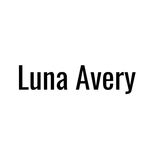 Luna Avery